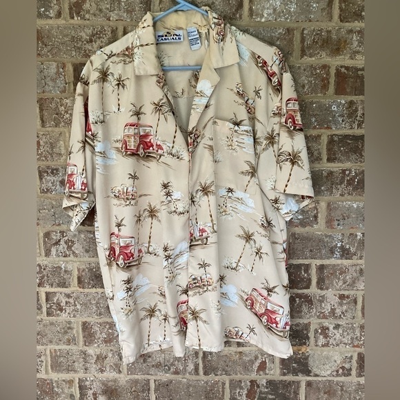Sun Cauals Other - Sun Casuals  Men’s Vintage Car Shirt Size Large Woody Wagon Beachy